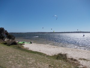 Le spot de kite sur la plage de Melville (face aux maisons précédentes)